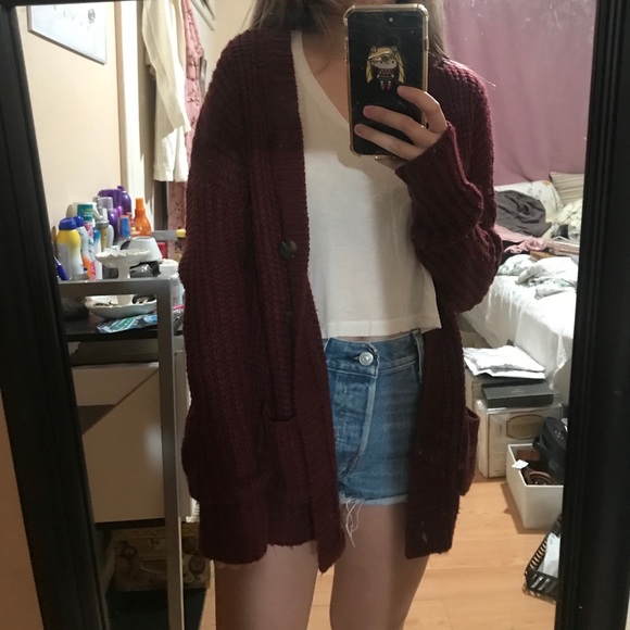 Cardigan - Picture 2 of 6